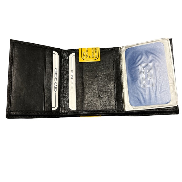 OSCAR ARMANNO MEN'S
BLACK (Smooth)
GENUINE LEATHER
TRI-FOLD WALLET. - Picture 5 of 5
